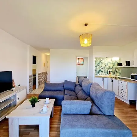 Ground Floor In La Cala Apartman